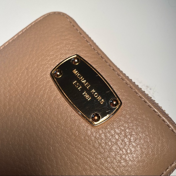 Michael Kors Wallet - Picture 3 of 3
